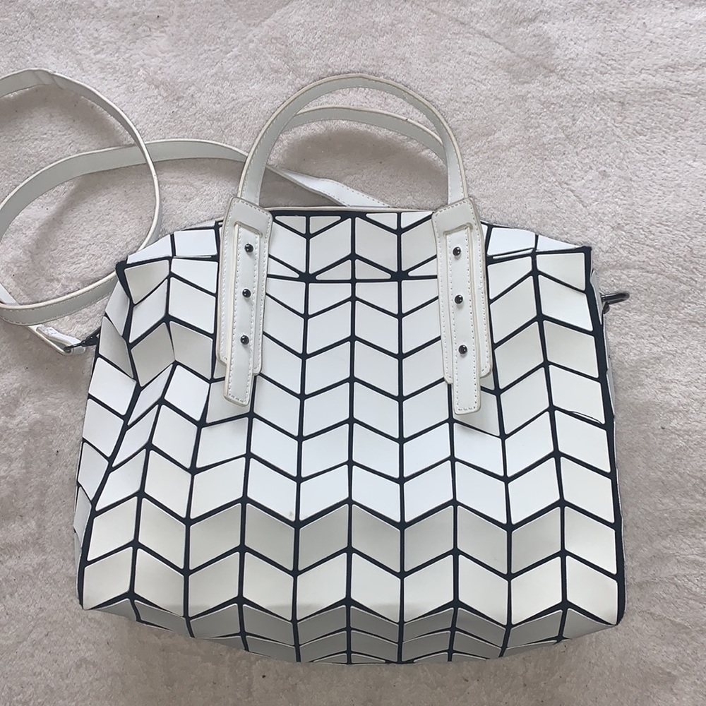 Geometric purse